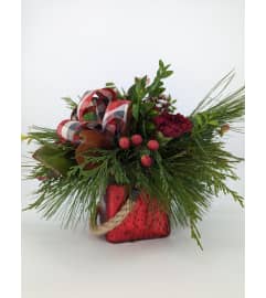 Blumz Holiday Cube. An arrangement by Blumz Floral Boutique.