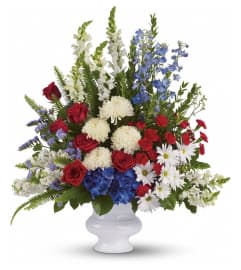 FN32. An arrangement by Win's Flowers.