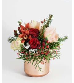 MC39. An arrangement by Win's Flowers.