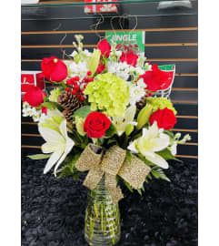 CHRISTMAX BQ MIX. An arrangement by Spring Branch Florist.