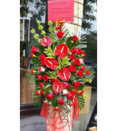 GO2. An arrangement by Win's Flowers.