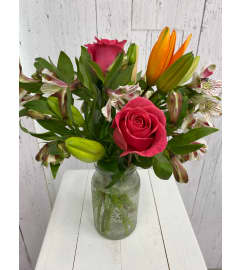 Bright Dream. An arrangement by Incredible Florist Seton.