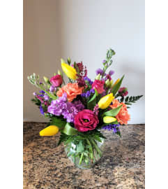 Blakely Rose. An arrangement by Zaisers Florist and Greenhouse.