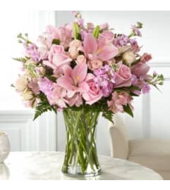 VD26. An arrangement by Win's Flowers.
