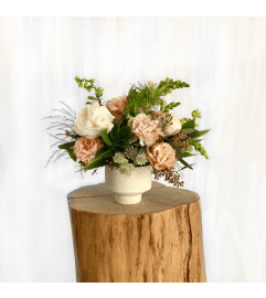 XOXO | Pink and White. An arrangement by The Petal and the Stem.