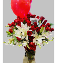 Fancy You. An arrangement by Geni's Florist and Gifts. Fancy You. An arrangement by Geni's Florist and Gifts.