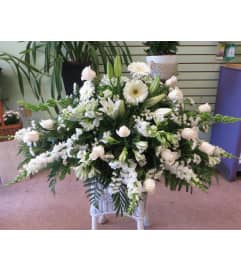 Ivory Evermore. An arrangement by Floral Images.