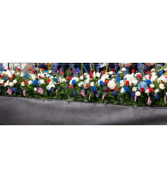 Rialto Garland 20'. An arrangement by Geni's Florist and Gifts.