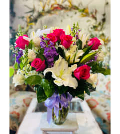 Topaz Mix. An arrangement by Geni's Florist and Gifts. Topaz Mix. An arrangement by Geni's Florist and Gifts.