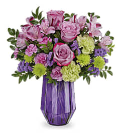 T23M110 Geometric Rose Bouquet. An arrangement by Blossoms On The Trail.