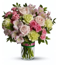 MD52. An arrangement by Win's Flowers.