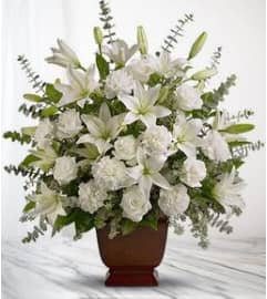 Purest Peace. An arrangement by Anne Marie Rose Floral Design. Purest Peace. An arrangement by Anne Marie Rose Floral Design.