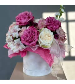 Hat Box Moonlight. An arrangement by Floral Savour.