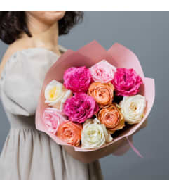 1 Dozen Garden Roses Vivid Mix. An arrangement by Floral Savour.