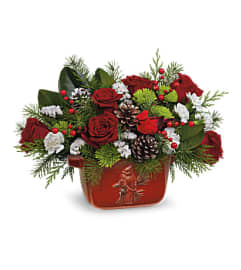 Classic Cardinal Centerpiece TF. An arrangement by Belak Flowers.