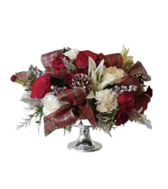 Winter Snap Centerpiece. An arrangement by Azi Flowers.