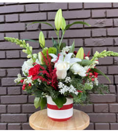NYC Christmas Spirit. An arrangement by Garden Florist.