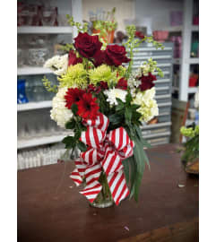 Oh Jolly!. An arrangement by Jenilyn's Creations.