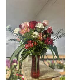 Lover's Leap. An arrangement by Jenilyn's Creations.