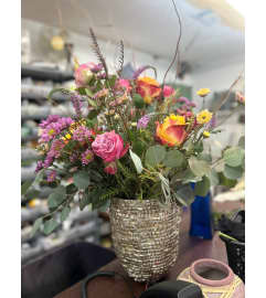 Sunset Tribute. An arrangement by Jenilyn's Creations.
