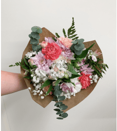 My Favorite Bouquet | Mrs. Bee's Floral. An arrangement by Mrs. Bee's Floral.