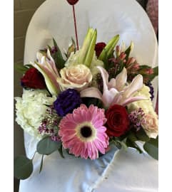 Valentine's Day Mixed Vase. An arrangement by M's Flowers.