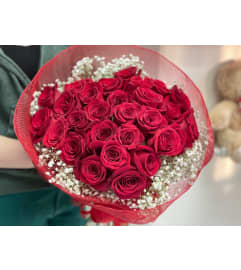 petals and candles romance. An arrangement by Floral Lady Design Studio LLC.