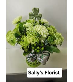 TRIPLE A'S ST. PATRICK LUCKY CHARM IN VASE. An arrangement by Triple A Florist.