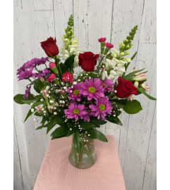 Maternal Medley (C). An arrangement by Incredible Florist.