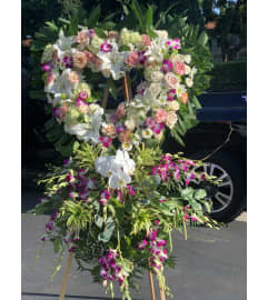 Green Paradise Spray. An arrangement by Rose Flowers.