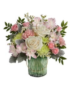 Lush Garden. An arrangement by Awesome Blossom.