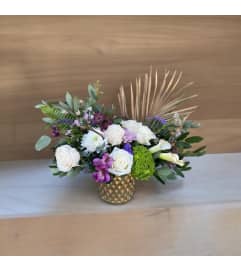 Desert Dreamer. An arrangement by Vanessa's Flower Shop.