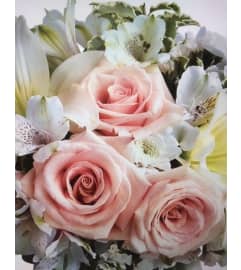 Pastel Handtied Bouquet - NO VASE. An arrangement by Deer Valley Florist and Flower Delivery.