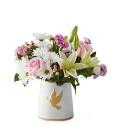 Meaningful Memories Bouquet. An arrangement by Fendley Florists.