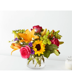 Best Day Bouquet. An arrangement by Garden Florist.