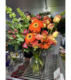 Full of Life. An arrangement by Jenilyn's Creations.