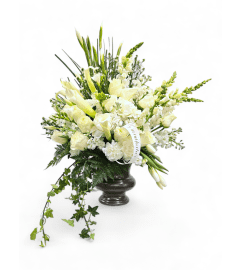 Ethereal Tranquility. An arrangement by Appleblossoms.