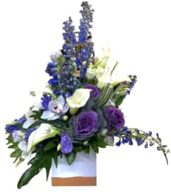 First Lady Pick. An arrangement by Azi Flowers.