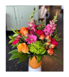 Harvest Sunset. An arrangement by Avenue Florist.