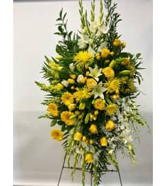 Yello and White. An arrangement by Jennifer's Flowers and Gifts.