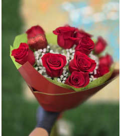 Heartfelt Romance. An arrangement by Rosebud Studio Florist.