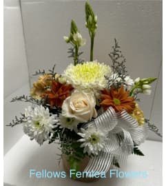 Fellows Rustic Charm. An arrangement by Fellows Fernlea Flowers.