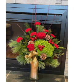 Christmas Elegance. An arrangement by In Bloom.