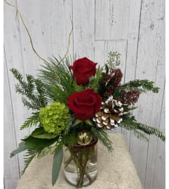 Merriest Season (IFC). An arrangement by Incredible Florist.