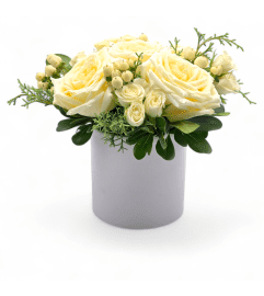 Winter Icicle Elegance. An arrangement by Appleblossoms.