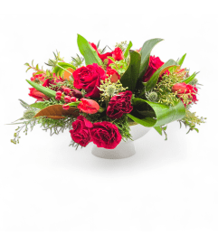 O Holy Night Centerpiece. An arrangement by Appleblossoms.