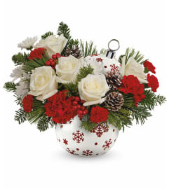 Snowy Sparkle Bouquet (Teleflora). An arrangement by North Liberty Flower Shop.