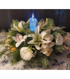 GOLDEN ELEGANCE CHRISTMAS BOUQUET. An arrangement by A Loving Touch Florist.