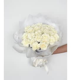 24 vintage carnations bouquet. An arrangement by Lux Flower Box.
