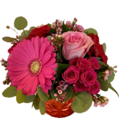 Enamored - Special Feature 2025. An arrangement by The Greenhouse Florist.